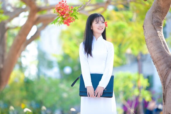Ao-dai-hoa-phuong-8-585x390.jpg